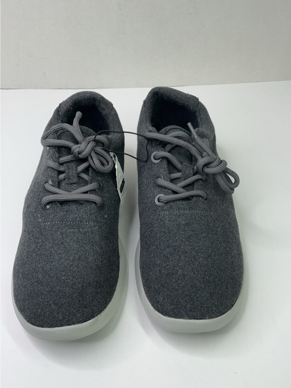 Time and Tru gray wool-like fabric lace-up sneakers women's